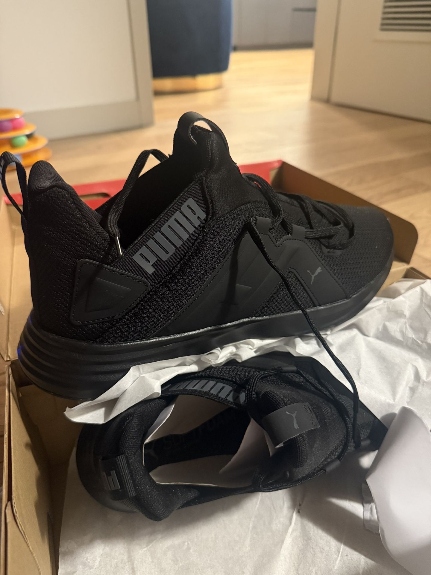 Men Puma Shoes Soft Foam Size 12