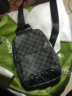 Louis Vuitton Avenue Sling Bag