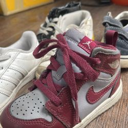 Toddler Shoe Lot Size 8-8.5
