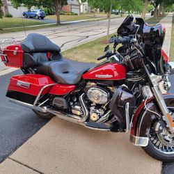 2011 HARLEY DAVIDSON ULTRA LIMITED 
