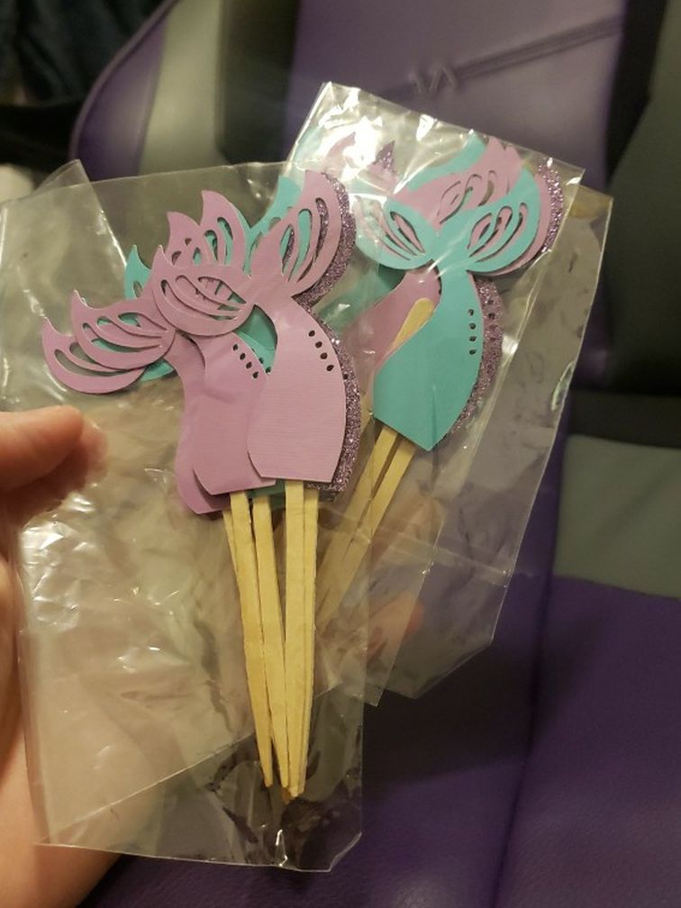 18 Mermaid Toppers For Cupcakes