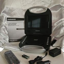 PORTABLE  DVD/CD  PLAYER 