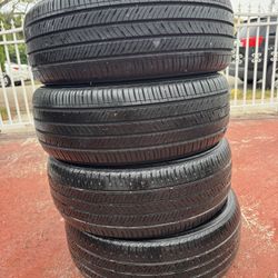 Usadas Como Nuevas 215/55.R17 