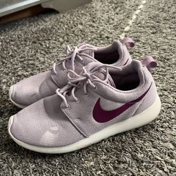 Nike Roshes 