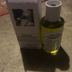 Maison Margiela Replica "Promenade in the Gardens