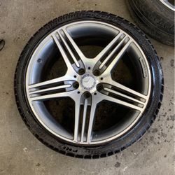 Tire And Rim For Mercedes-Benz CLS63 Amg  2011 Rear 