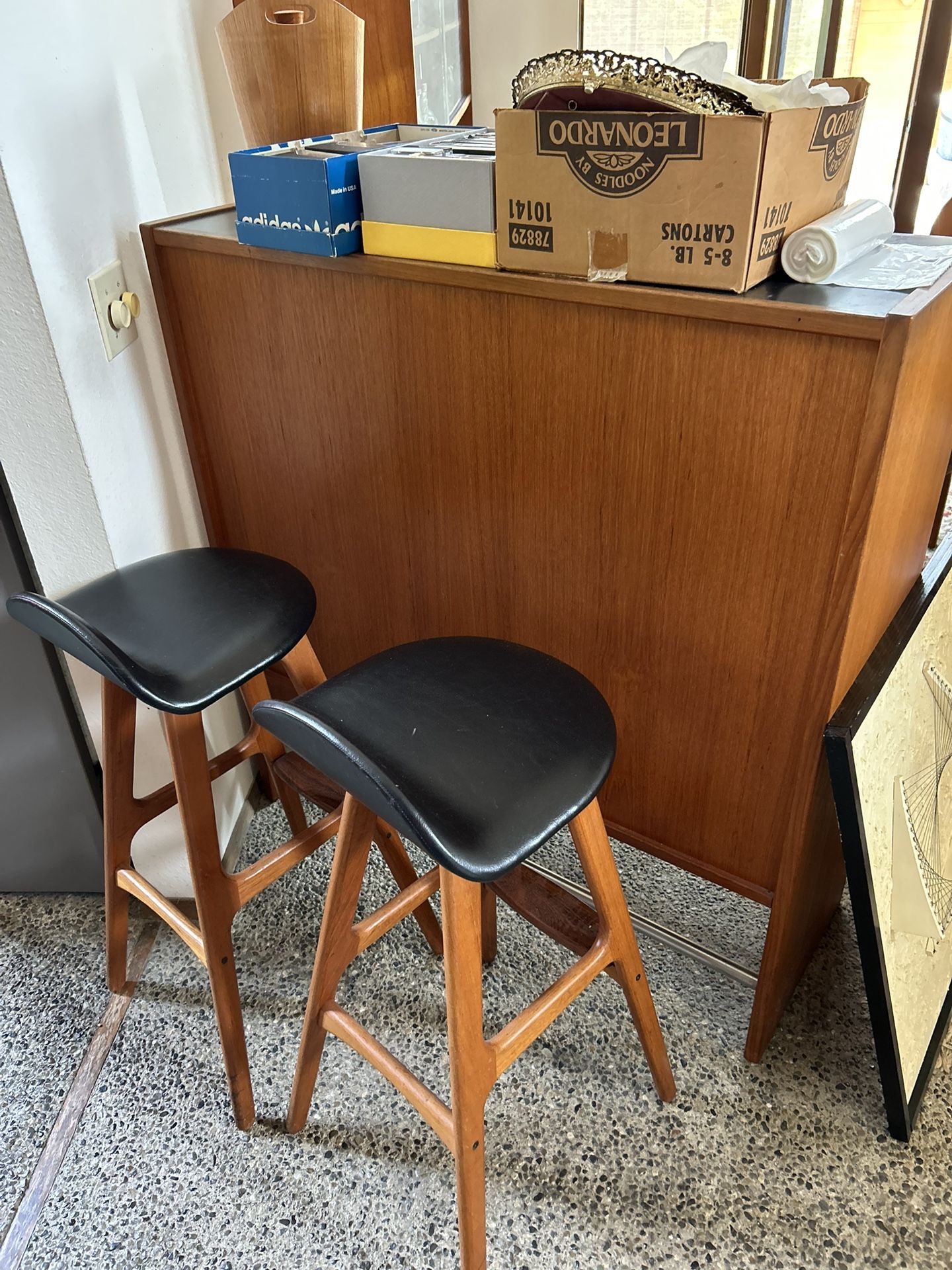 Erich Buch Mid Century (1960) Danish Teak Bar And Stools (2)