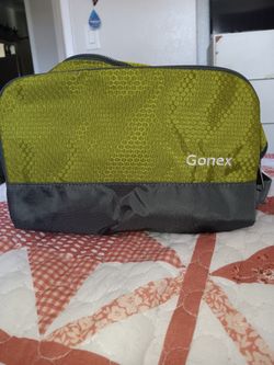 Travel Toiletry Bag (Green)