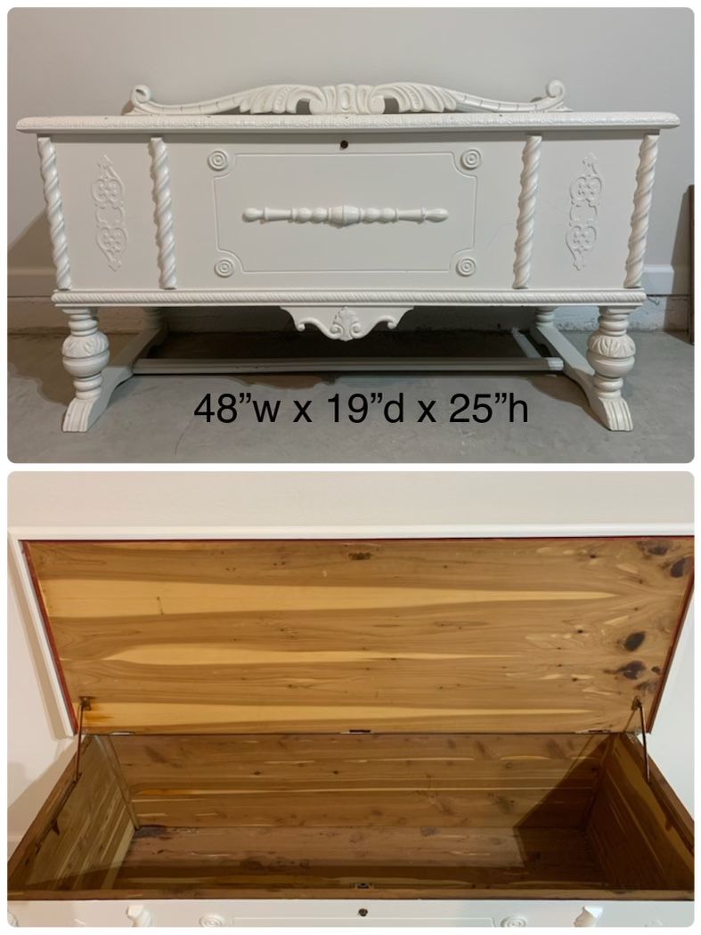 1935 Cedar Hope Chest