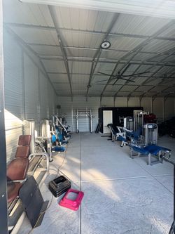 Hammer strength gym equipment