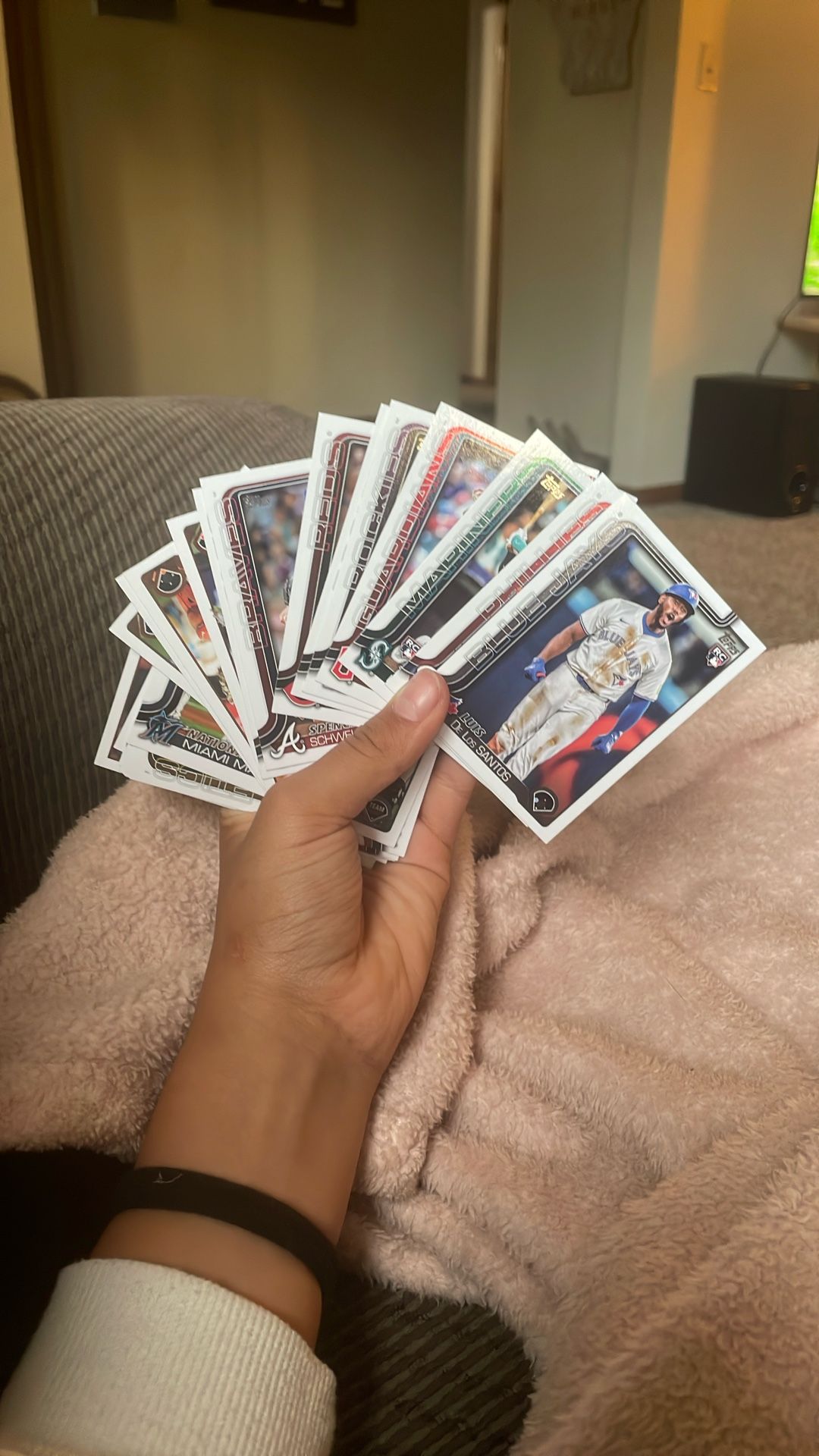 22 Baseball Cards 