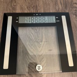 Glass WeightWatchers Scale