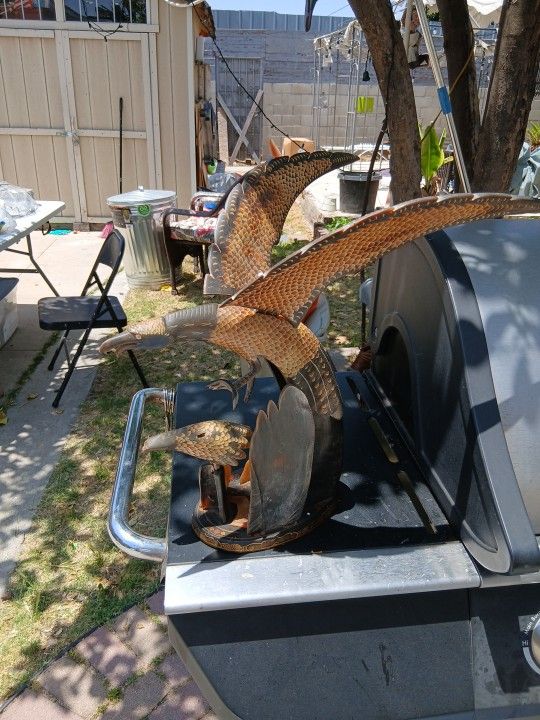 Eagle Sculture