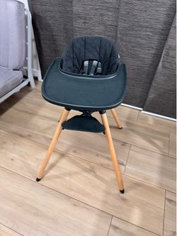 LALO high chair