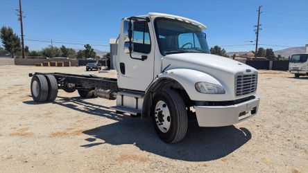 2016 Freightliner chassis 205,000 miles