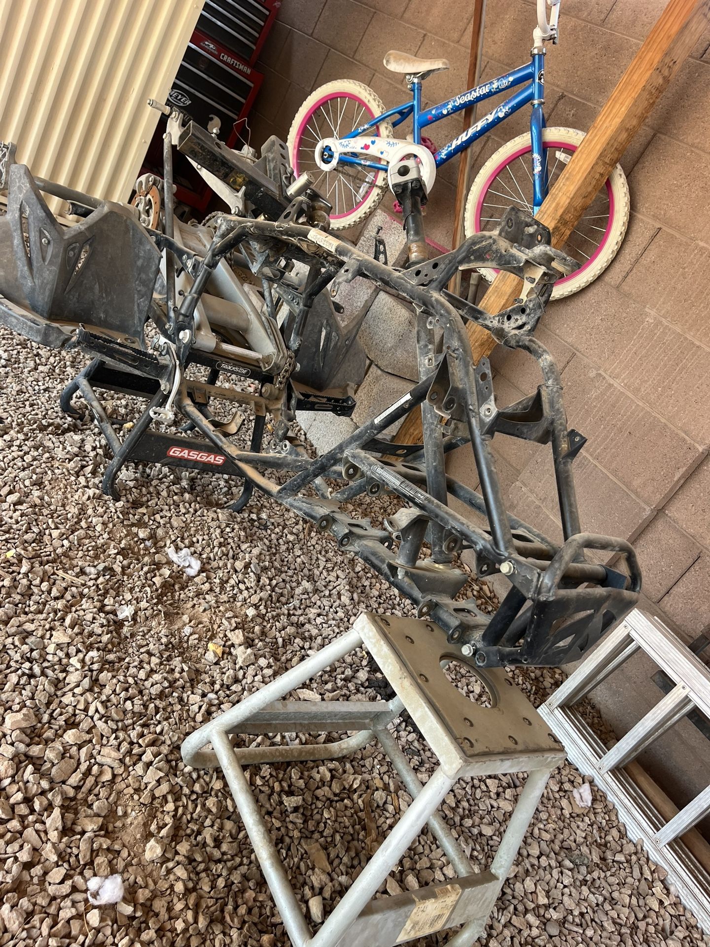 2008 Polaris Outlaw 525 Frame