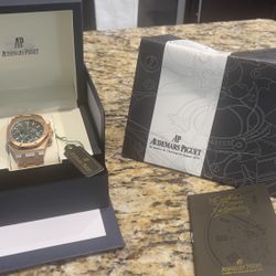 Gold Rose AP Royal Oak