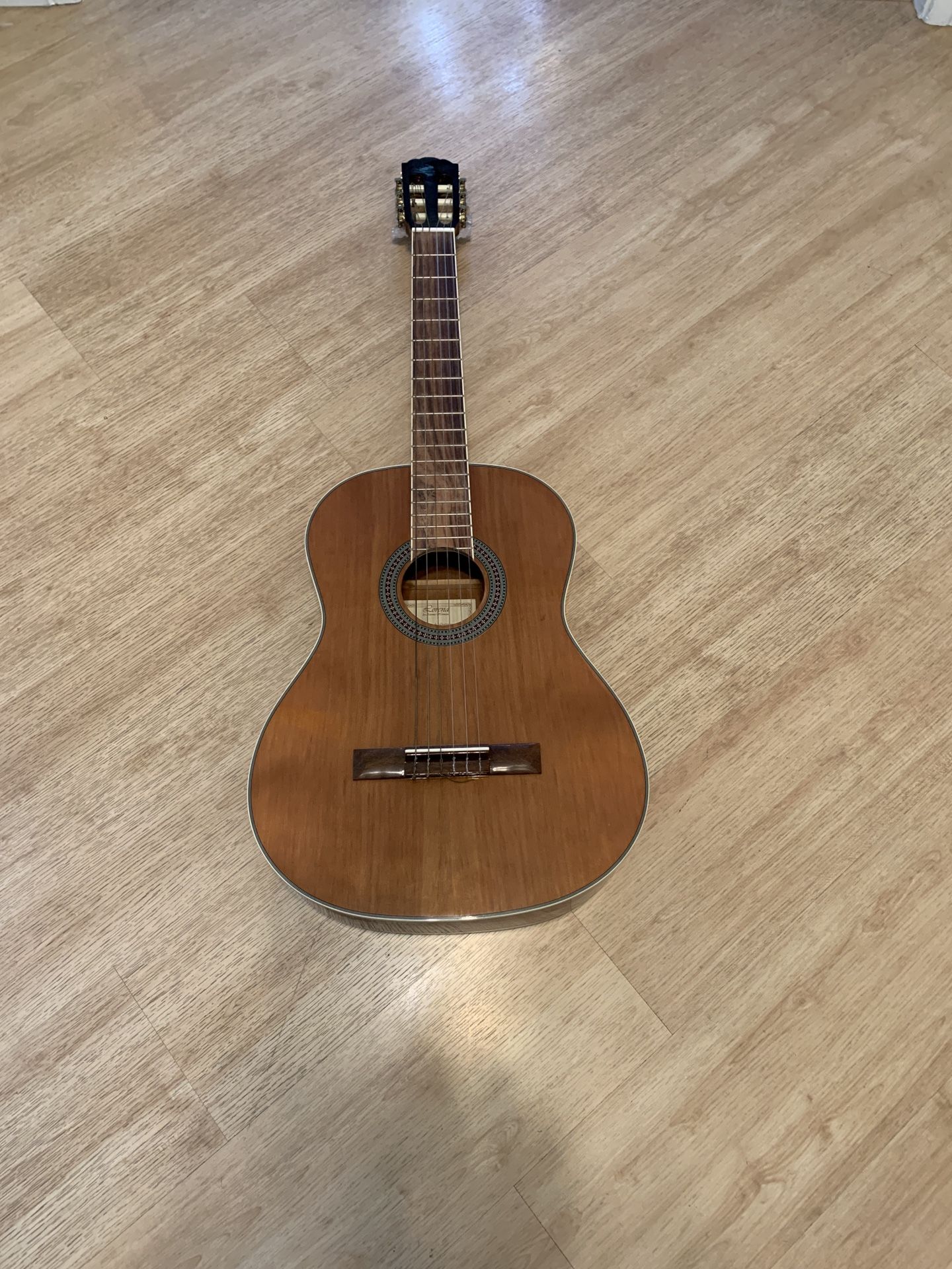 LORENA ACOUSTIC GUITAR