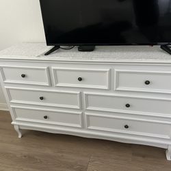 7 Drawer Dresser 