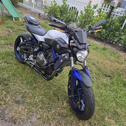 MT YAMAHA 07  ( 11K MILLAS ) 2016 CLEAN TITLE IN HANDS