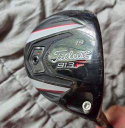 Titleist 913F 19 Degree 5 Wood R Flex Diamana S+ 72 x5ct Shaft