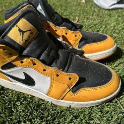 Jordan 1 Taxi’s Size 6