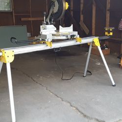 Dewalt Mitter Saw And Stand 