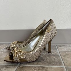 Guess Hight Heels 👠  size:8/8.5