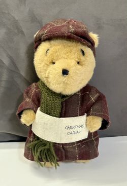 Boyds Bear Winnie the Pooh 100 Acre Wood Disney Holiday Caroling