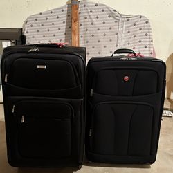 Luggage set