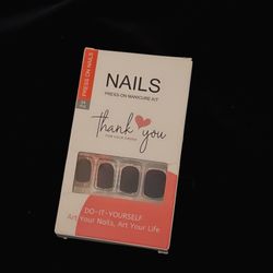 Press On Nails Black