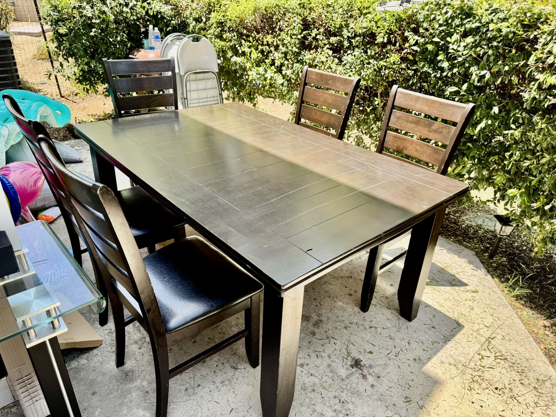 dining Table With Chairs