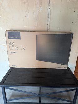 Brand New Insignia 43” LED TV 1080p – Factory Sealed in Box