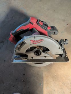 Milwaukee skill saw M18