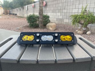 99-18 GMC/Chevy Chase Light