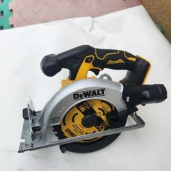 Dewalt 20v Circular Saw Brushless Brand New Tool Only