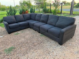 SOFÁ SECTIONAL COUCH GOOD CONDITION AND CLEAN $450 DELIVERY AVAILABLE $20!!!