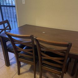 Rectangular Dining Room Table With Four Chairs 