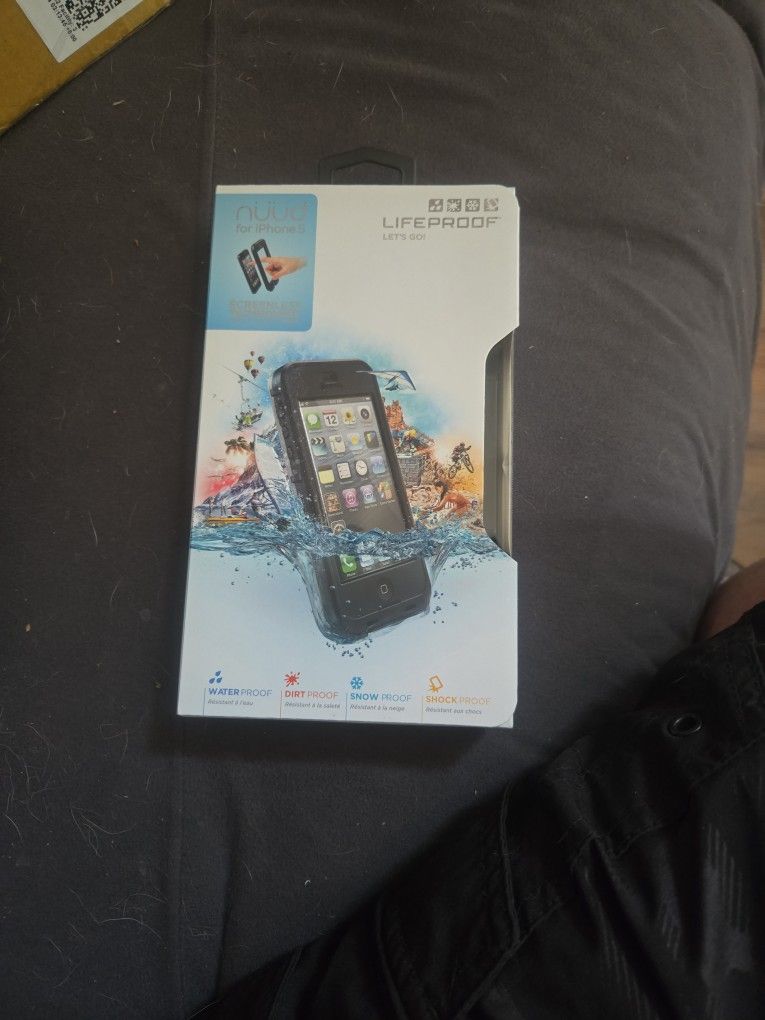 iPhone 5 life proof case
