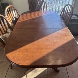 wood dining table 