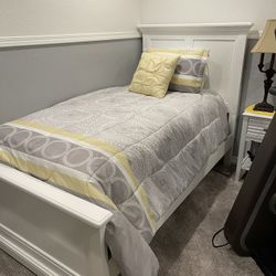 Twin Bed Set