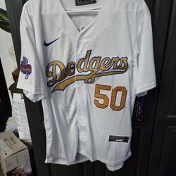 New  Betts Dodgers Champions World Series Gold Edition Jerseys. XL, Only!!With Tags!!
