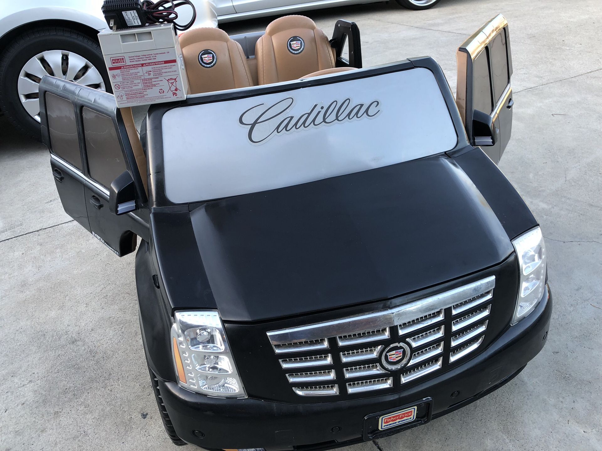 Black Cadillac Escalade 12volt electric kids ride on cars power wheels