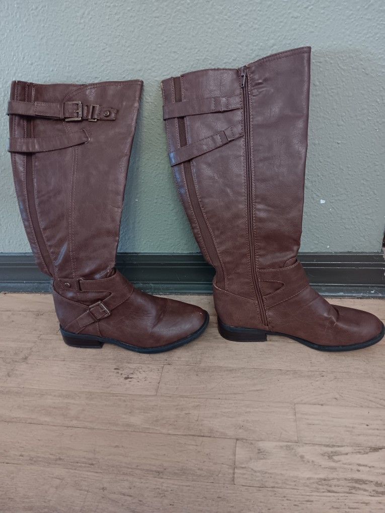 Women's Riding Type Boots By Guess Size 7.5