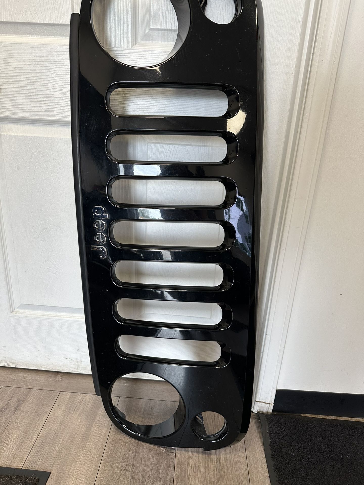 2009 Jeep Wrangler Front Grille
