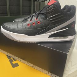 Jordan Max Aura 5 Size 11.5