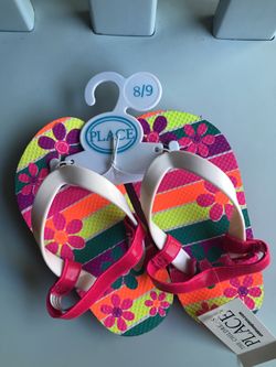 Toddler’s shoes