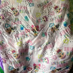 Nice Sleeping Bag With Zip On For A Girl 