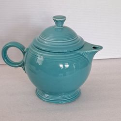 1990s NEW Fiesta Ware Teapot & Lid Turquoise 36 oz  - Discontinued, 5 CUP