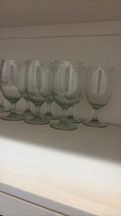 Clear wine glass
